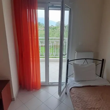 Hotell Kastri Néa Meságkala