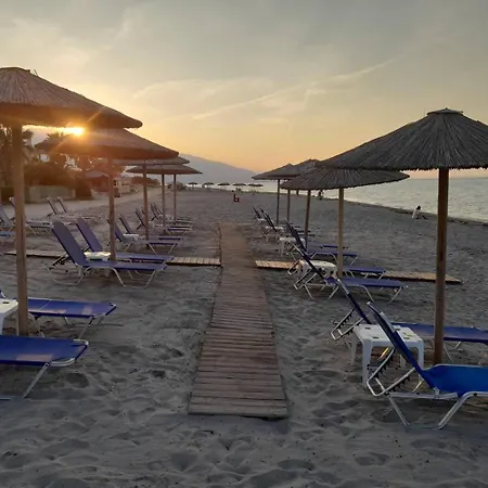 Kastri Ξενοδοχείο Néa Meságkala